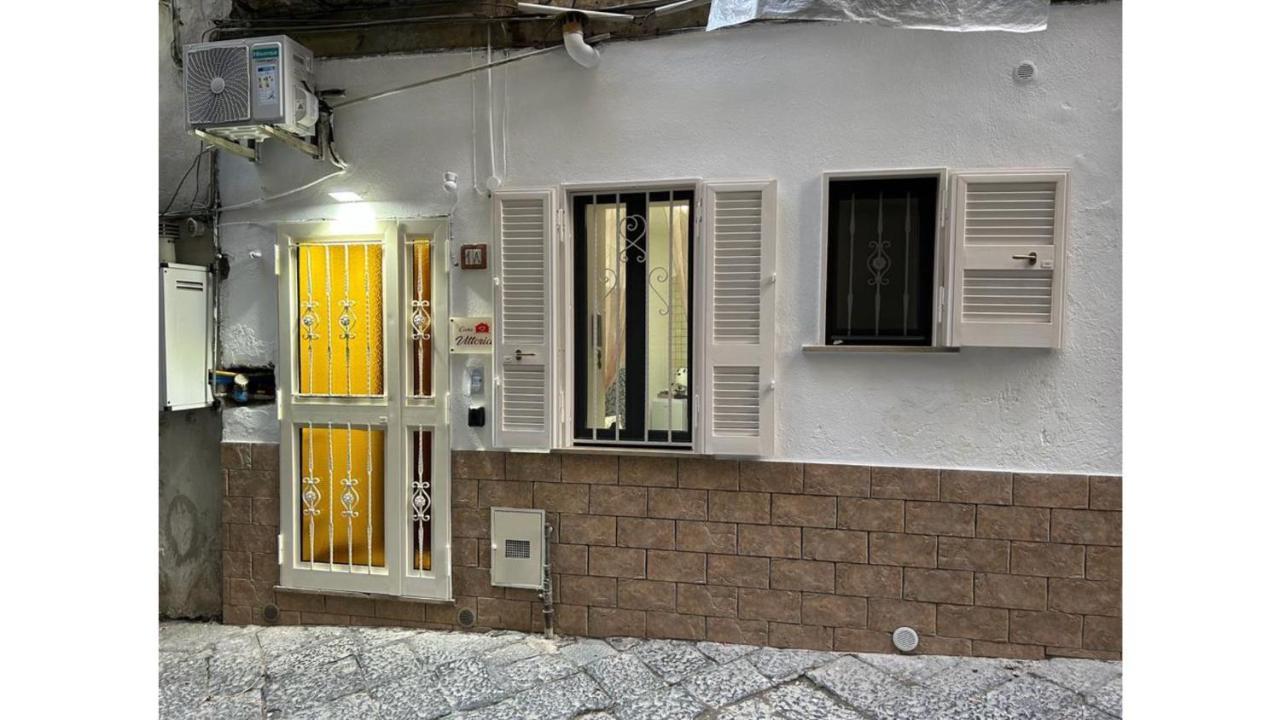 Apartment Vittoria's Near Maradona Mural Naples